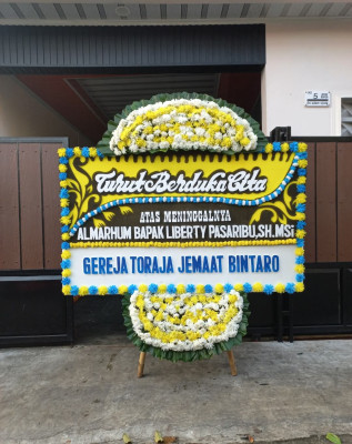 Papan Bunga Duka di Kian Darat